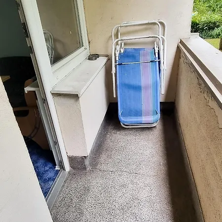 Apartma Frida شقة *